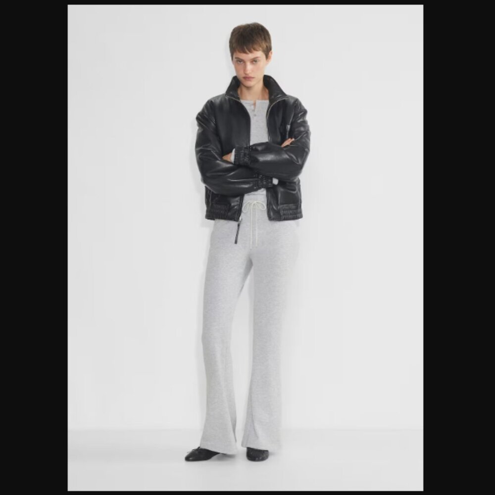 Aritzia Sunday Best Baby Waffle Rory Henley Long Sleeve Button Crewneck $35.00 - Picture 6 of 14